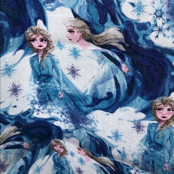 DISNEY Frozen fabric Elsa and Anna fat quarters. NEW Bundle & save! - Picture 2 of 2